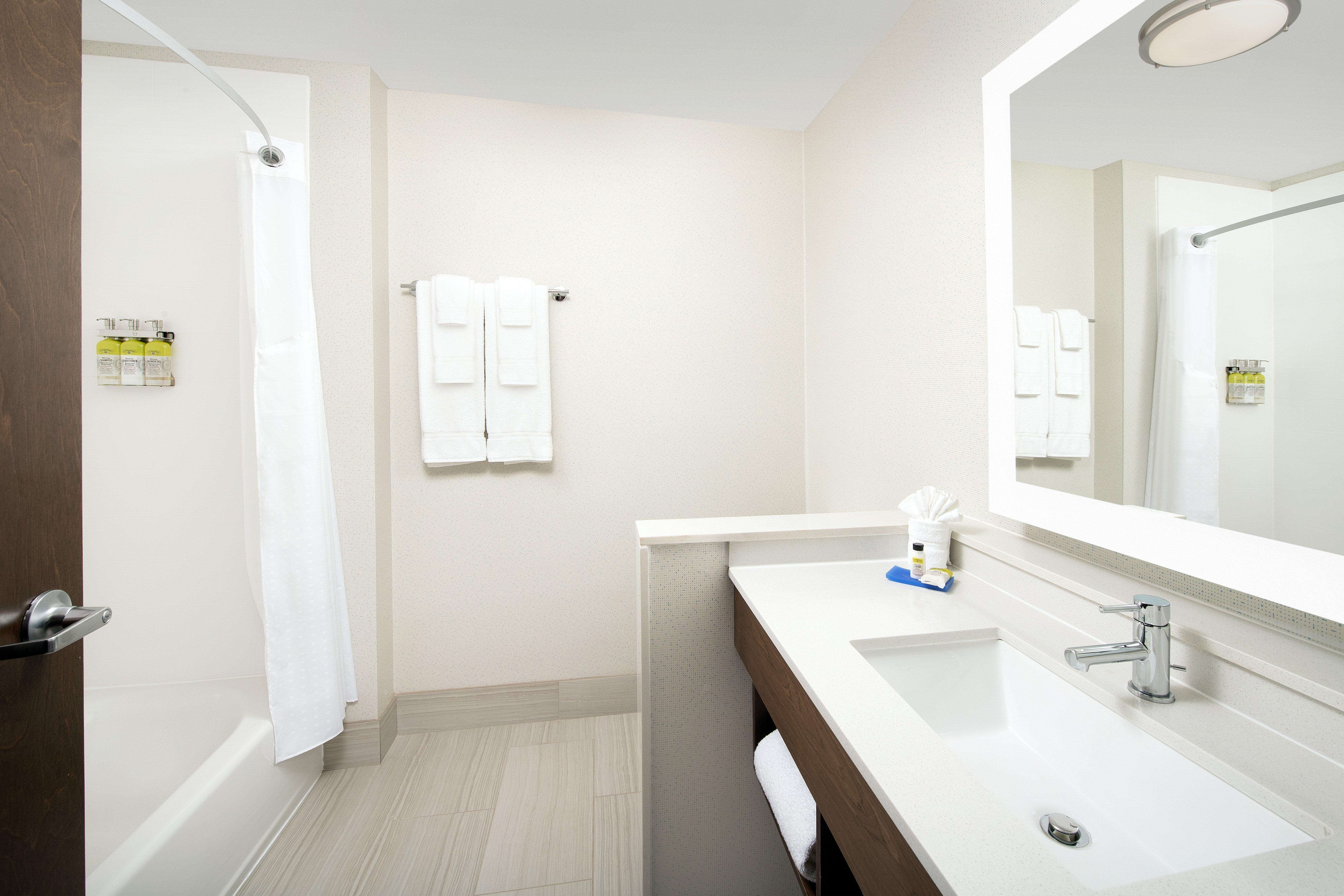 Express & - By Ihg North Brunswick