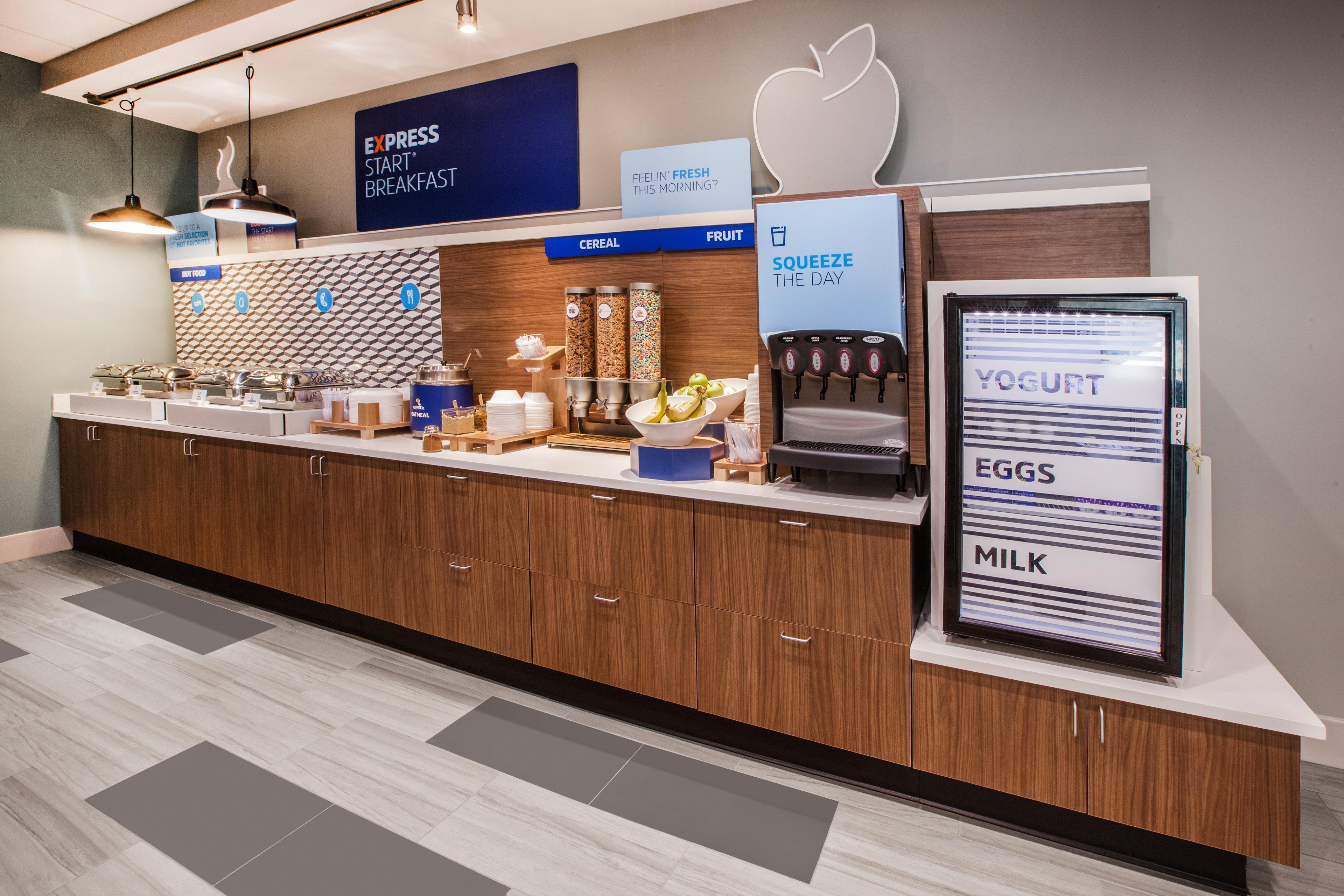 Express & - By Ihg Hotel North Brunswick