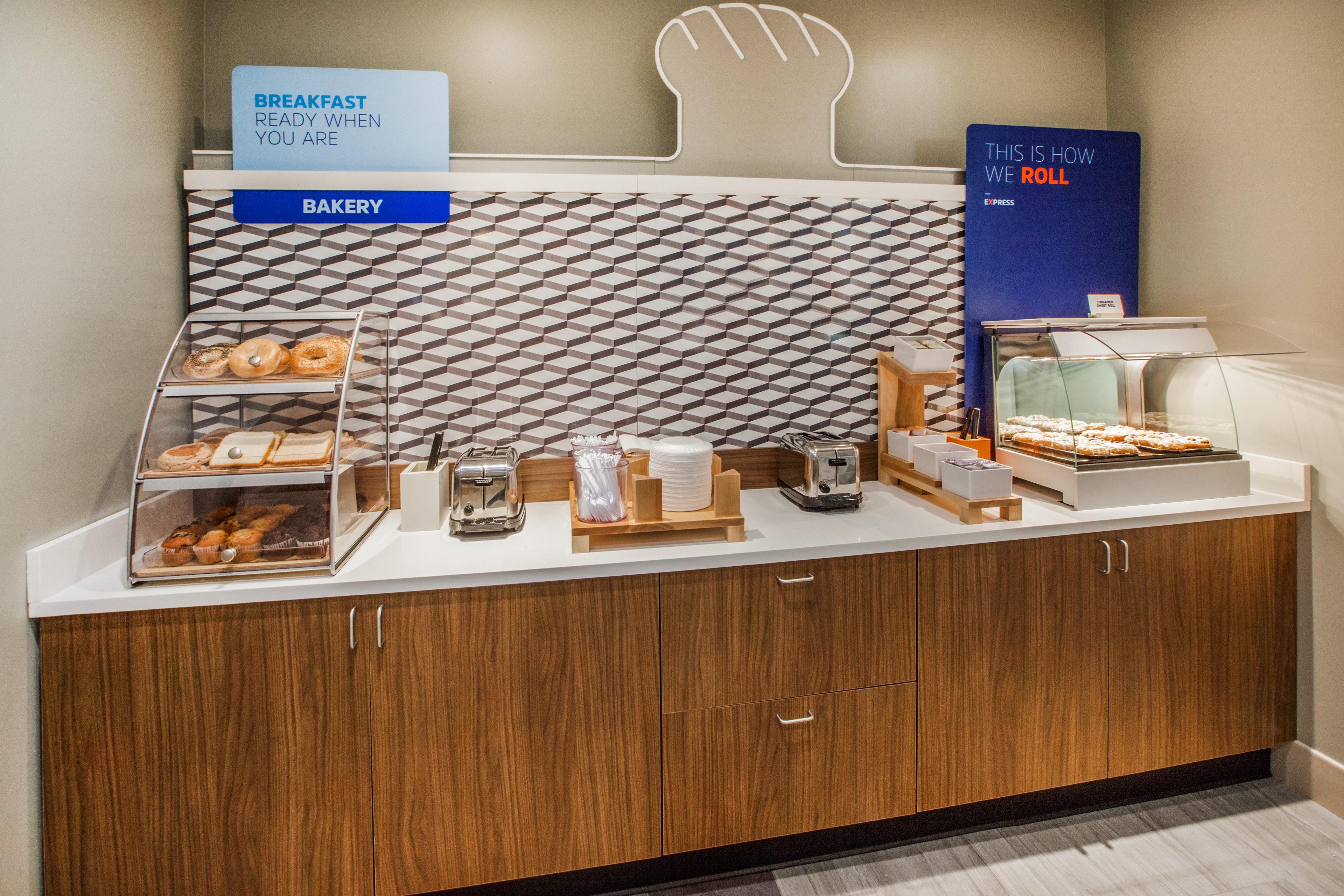 Express & - By Ihg 3* North Brunswick
