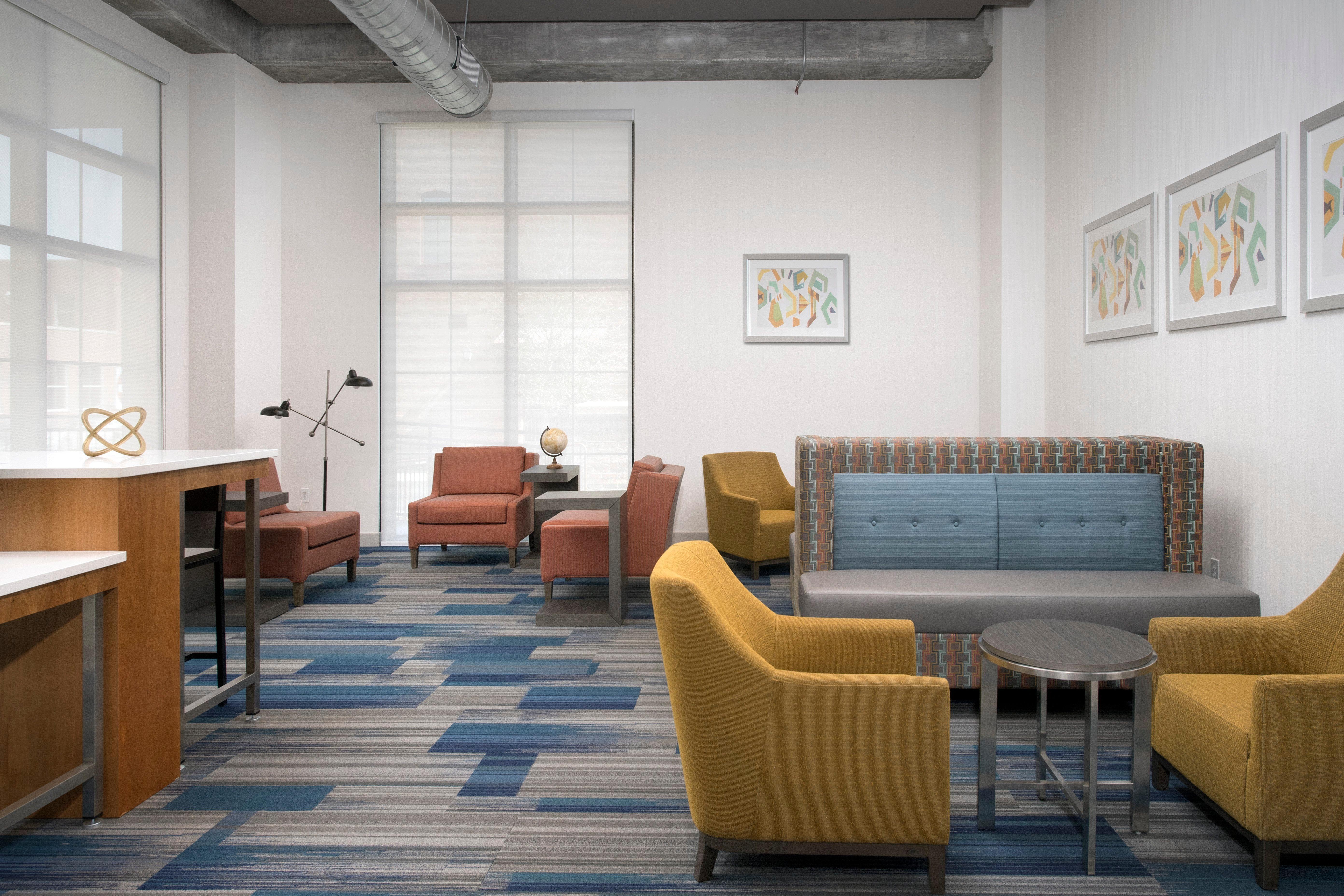 Express & - By Ihg Hotel North Brunswick