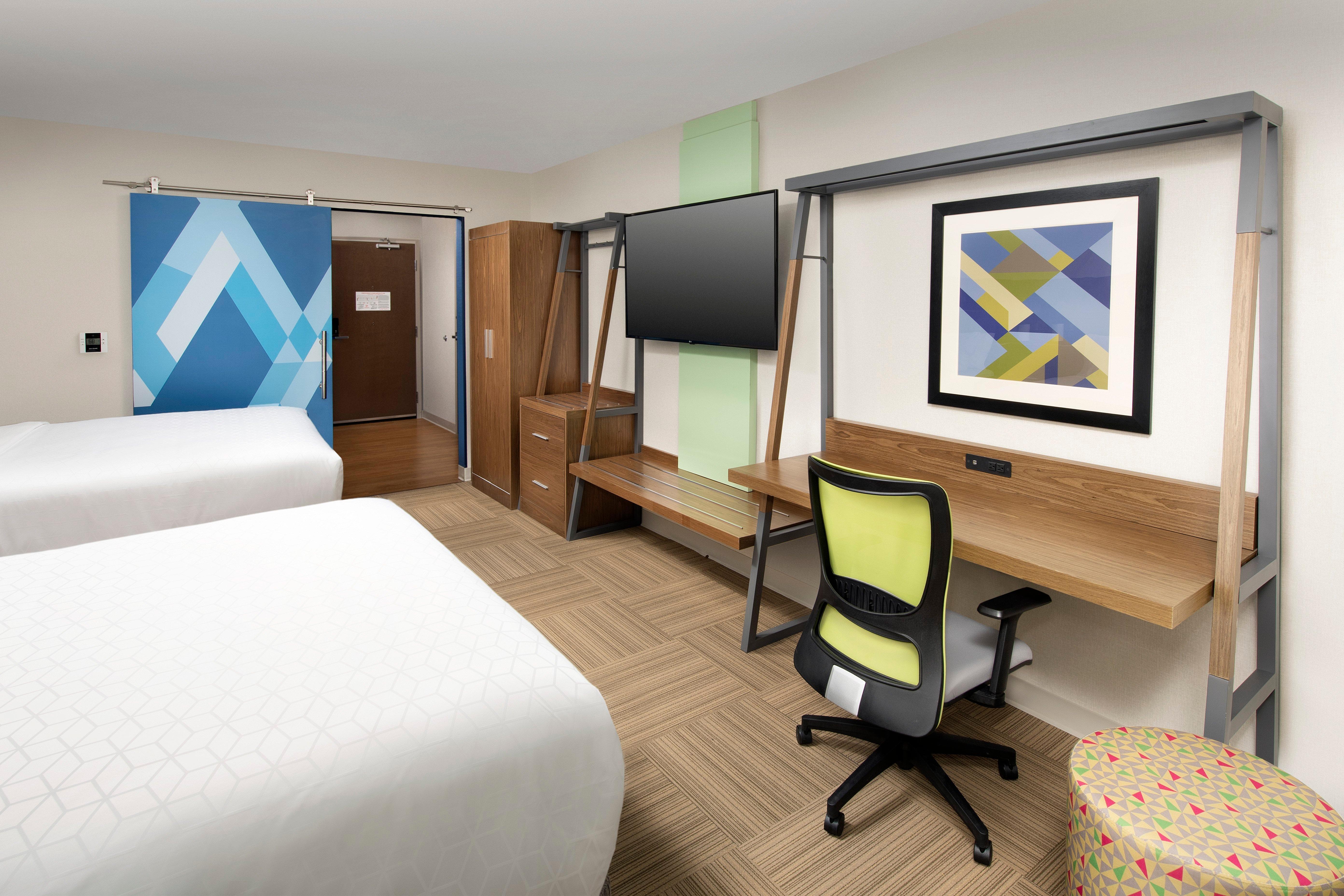 Hotel Express & - By Ihg 3*